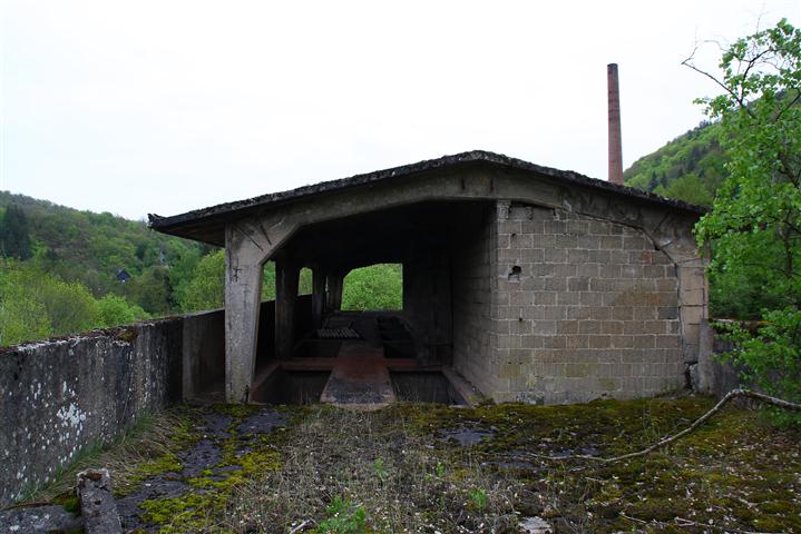 Fabrik im Wald35 (Small).JPG