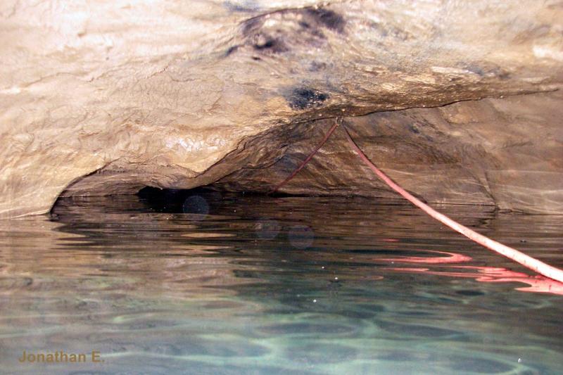 Falkensteiner zwischen zweitem und dritten Syphon.JPG