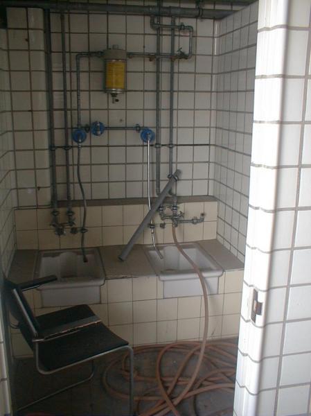 Fußwaschbecken Kaue.JPG