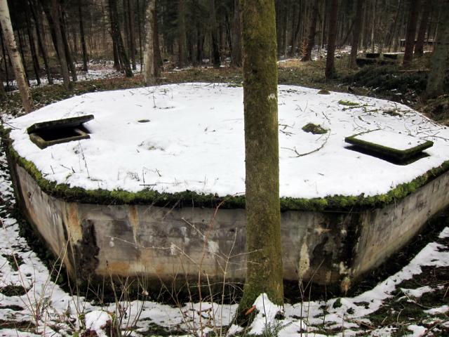 K640_03 Schieferöl-Tank.JPG