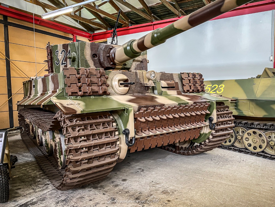 Panzermuseum Munster - 20.jpg