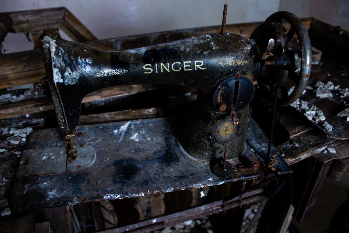 singerdetail.jpg