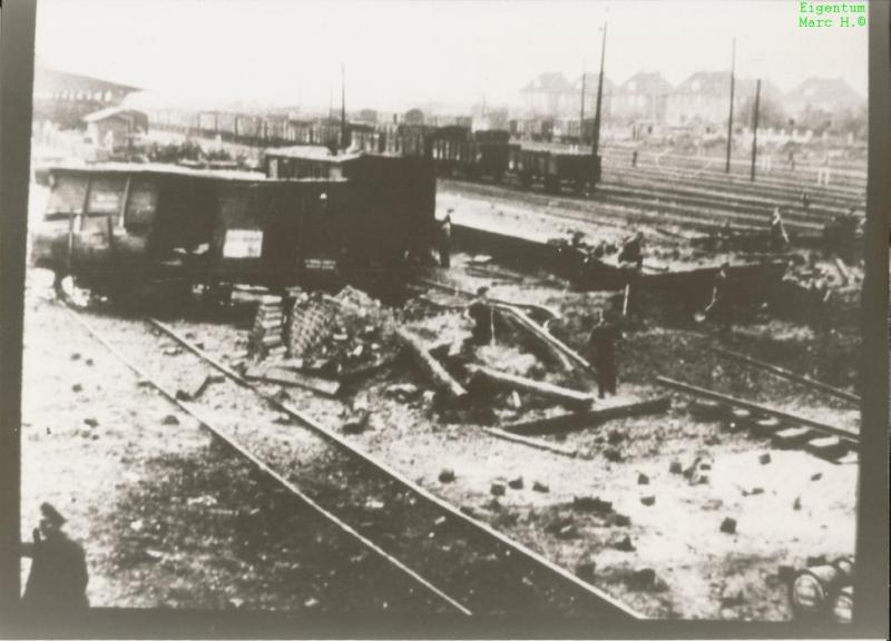 Verladebahnhof Hintergrund Bahnsiedlung 1.jpg