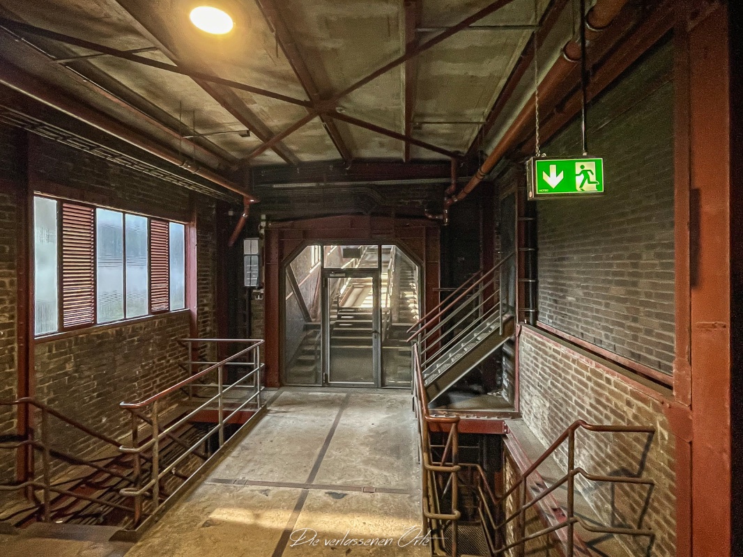 Zollverein - 19.jpg